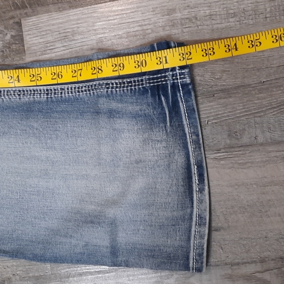 NWOT Amethyst Distressed Jeans Size 11 - Picture 10 of 10